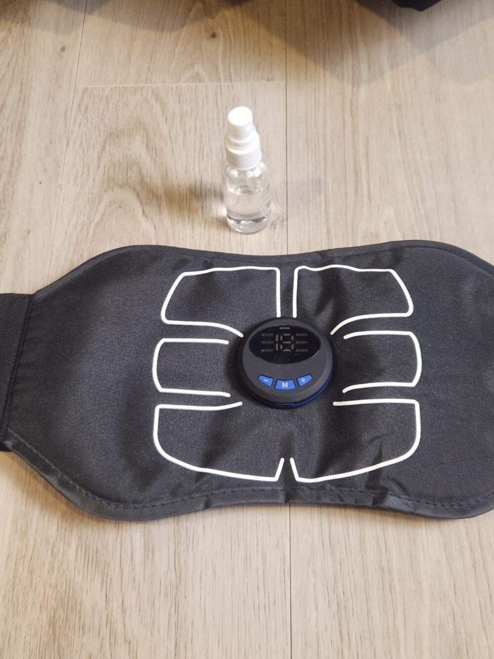EMS Abdominal Muscle Stimulator Toning Belt 6 Modes w Charger Spray Bottle